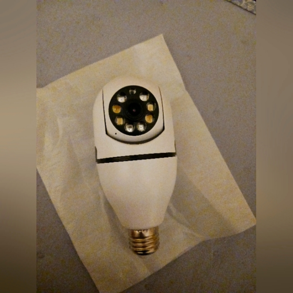 1pc HD 1080P Wifi E27 Light Bulb Camera.